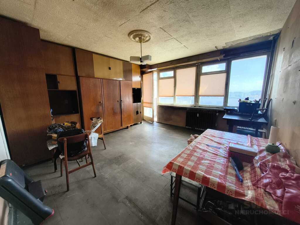 Kawalerka z balkonem 26,5 m2 blisko PUM i US (4)