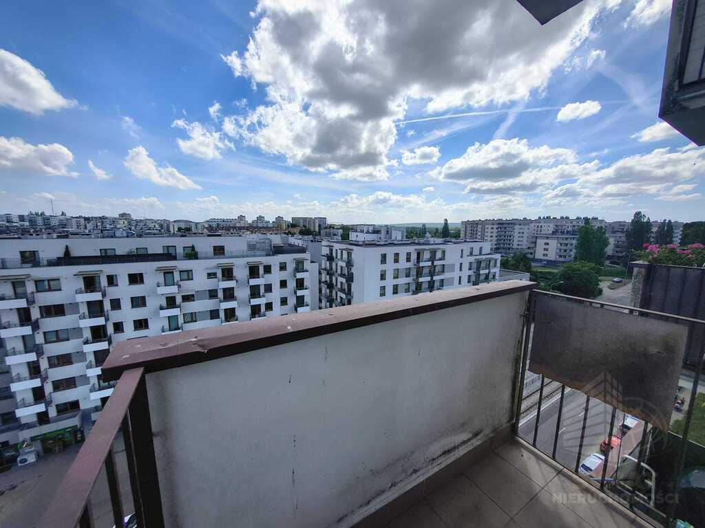 Kawalerka z balkonem 26,5 m2 blisko PUM i US (1)