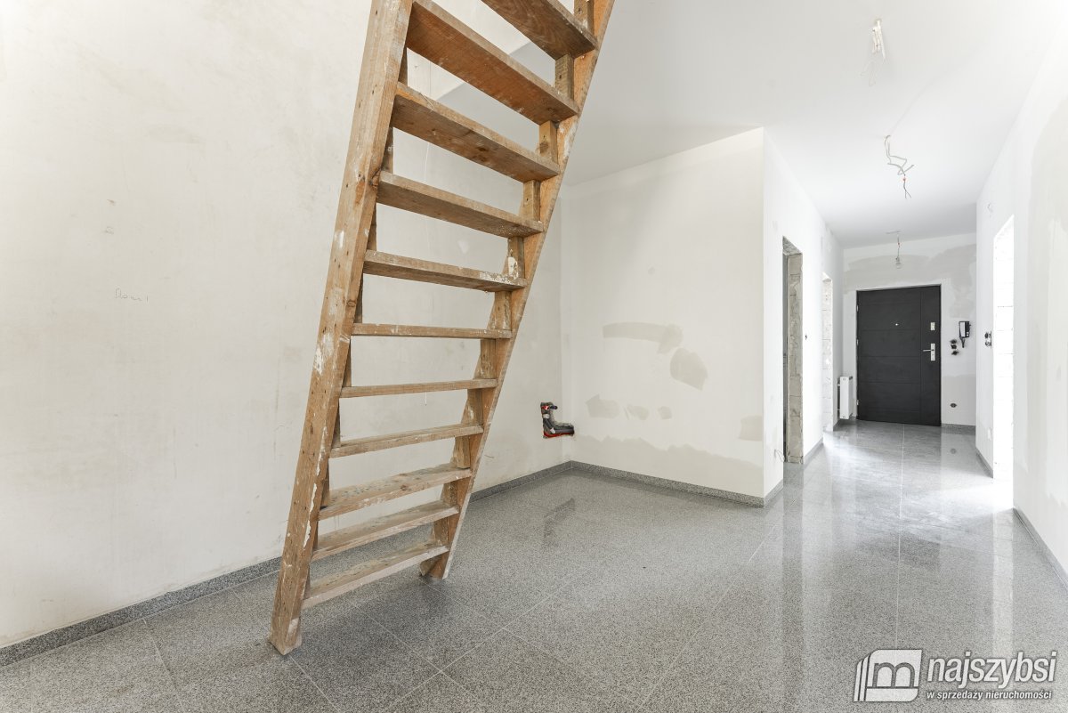 Kołobrzeg- dom z wieloma możliwościami (10)
