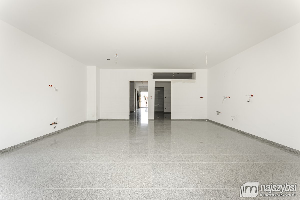 Kołobrzeg- dom z wieloma możliwościami (9)