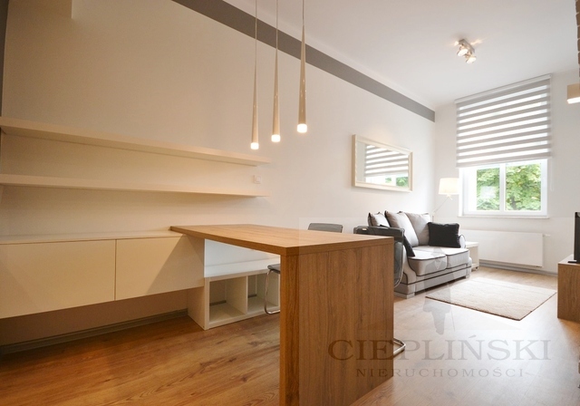 APARTAMENT W CENTRUM 100 METRÓW OD CH KASKADA (3)