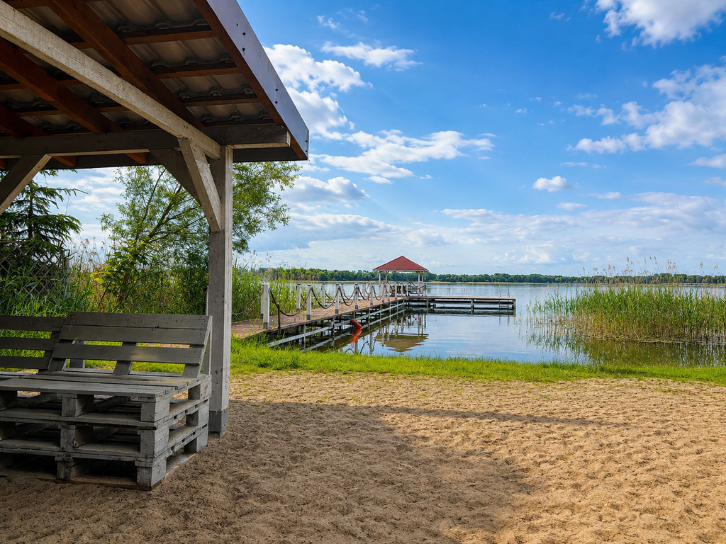 CAŁOROCZNY Dom nad Jeziorem Woświn, prywatna plaża (8)