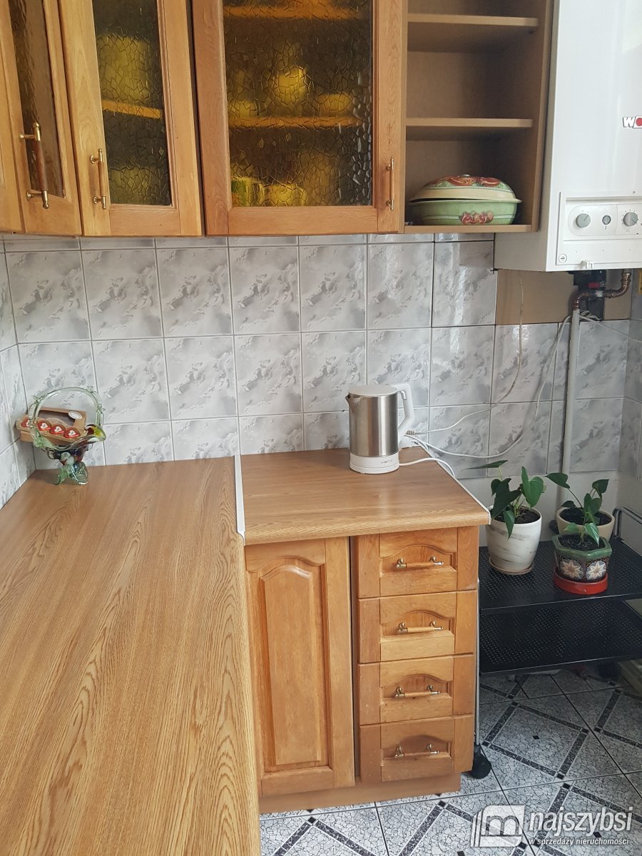 Trzebiatów-duże 2 pokoje 72m2 w kamienicy (1)