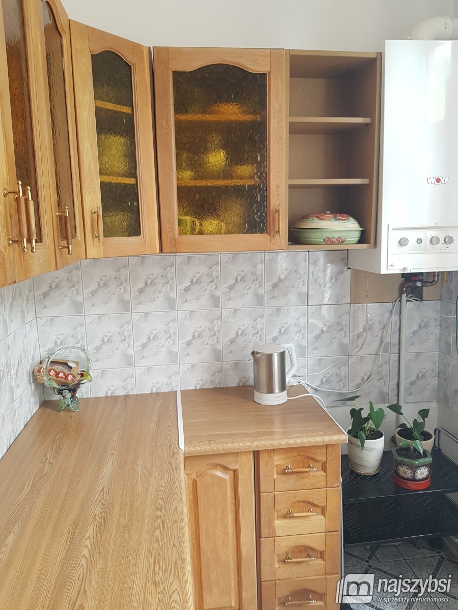 Trzebiatów-duże 2 pokoje 72m2 w kamienicy (12)