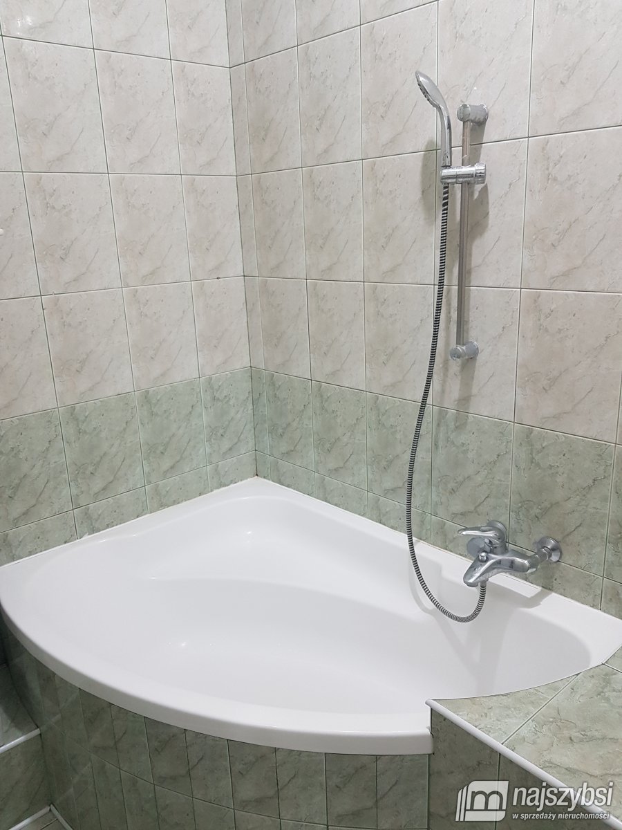 Trzebiatów-duże 2 pokoje 72m2 w kamienicy (6)