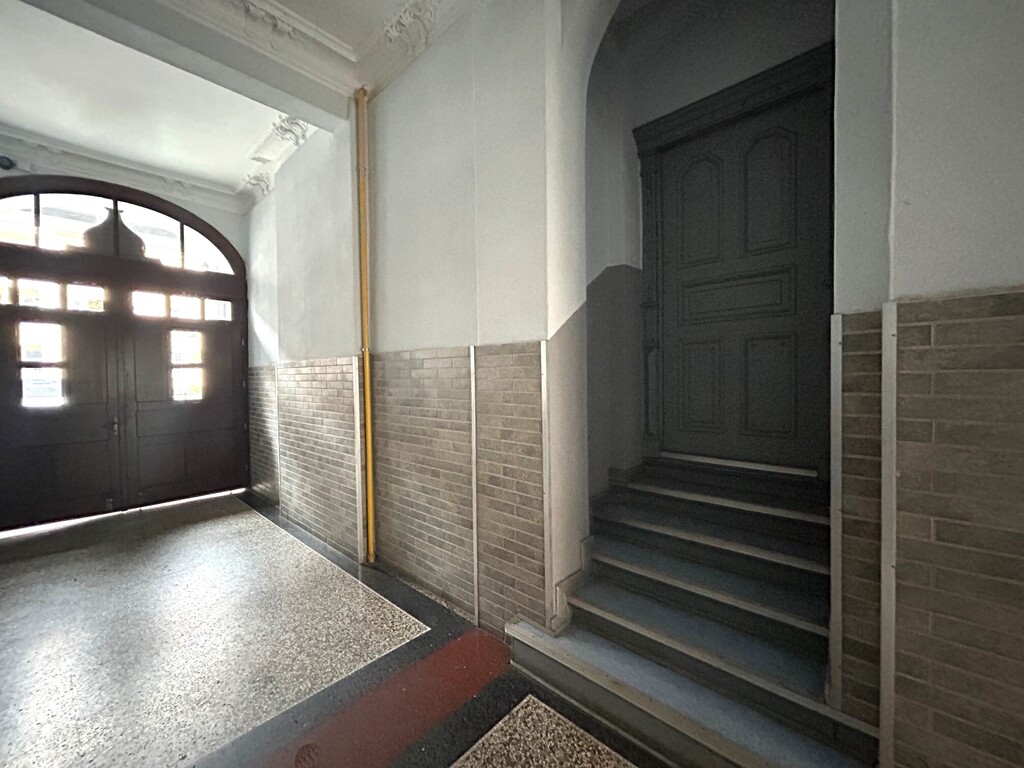 Wyremontowany lokal z wejściem z ulicy (14)