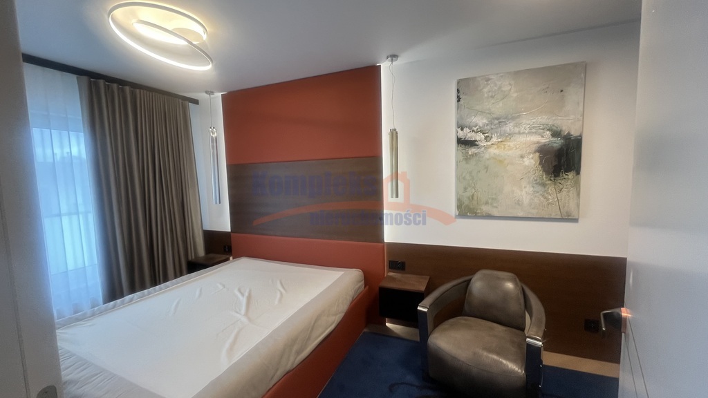 Na wynajem apartament 2 pok.z garażem Oś.Gardenia (9)