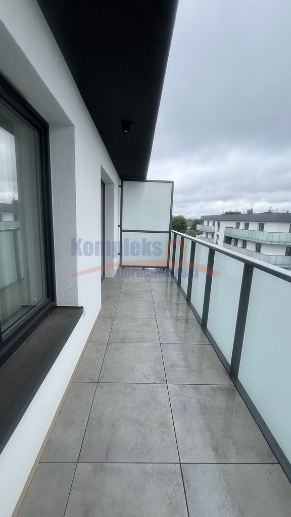 Na wynajem apartament 2 pok.z garażem Oś.Gardenia (18)