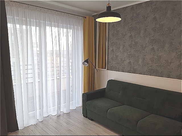 Apartament z balkonem i garażem, najem od 01.07 (2)