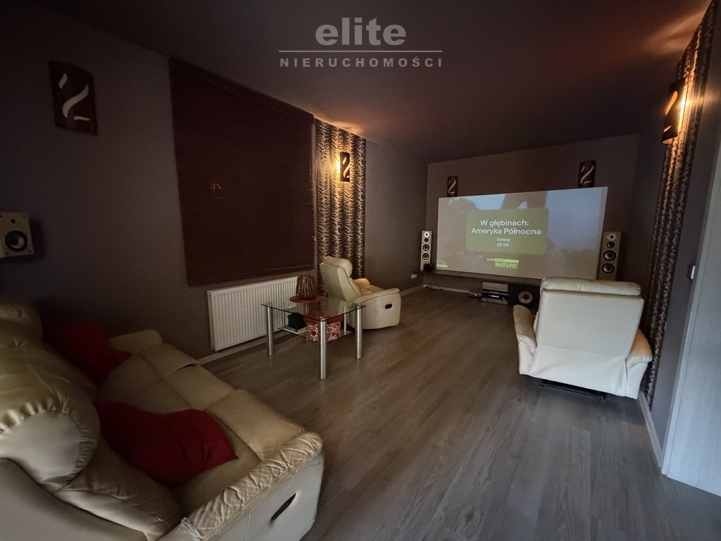 Wyjątkowy dom 240 m2 | Pompa, solary, garaż (16)