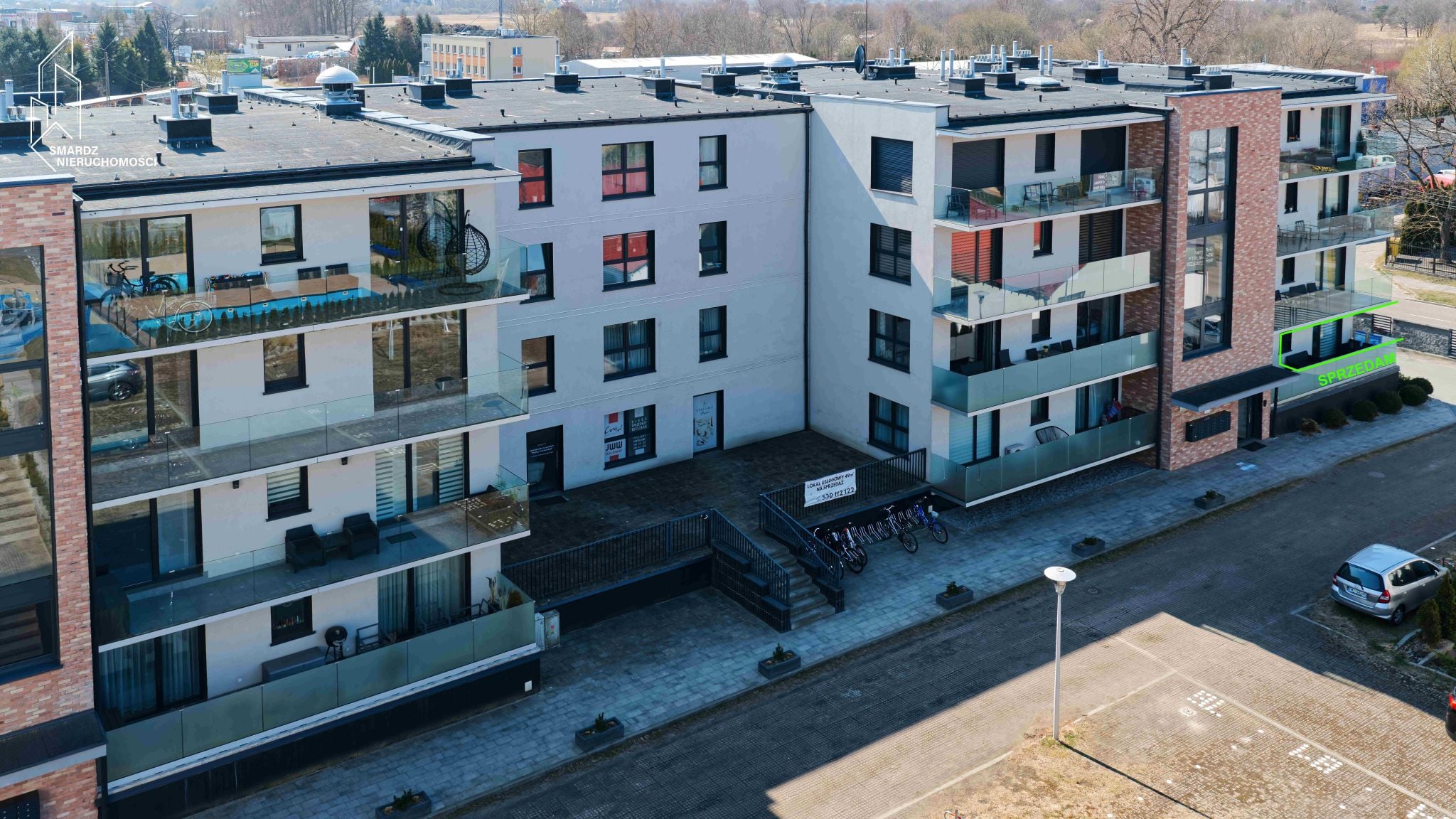 Eleganckie 3-pokojowe mieszkanie z tarasem 16 m2 i miejscem w hali garażowej | (170)
