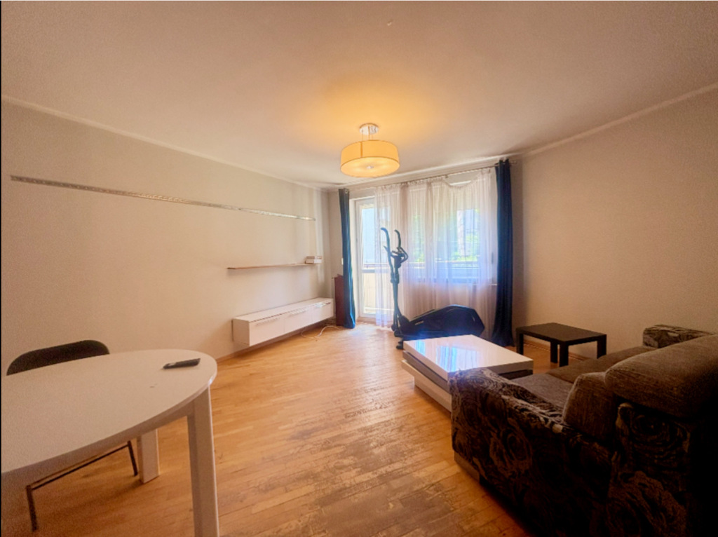 3 pokoje z balkonem w cichym Centrum (2)