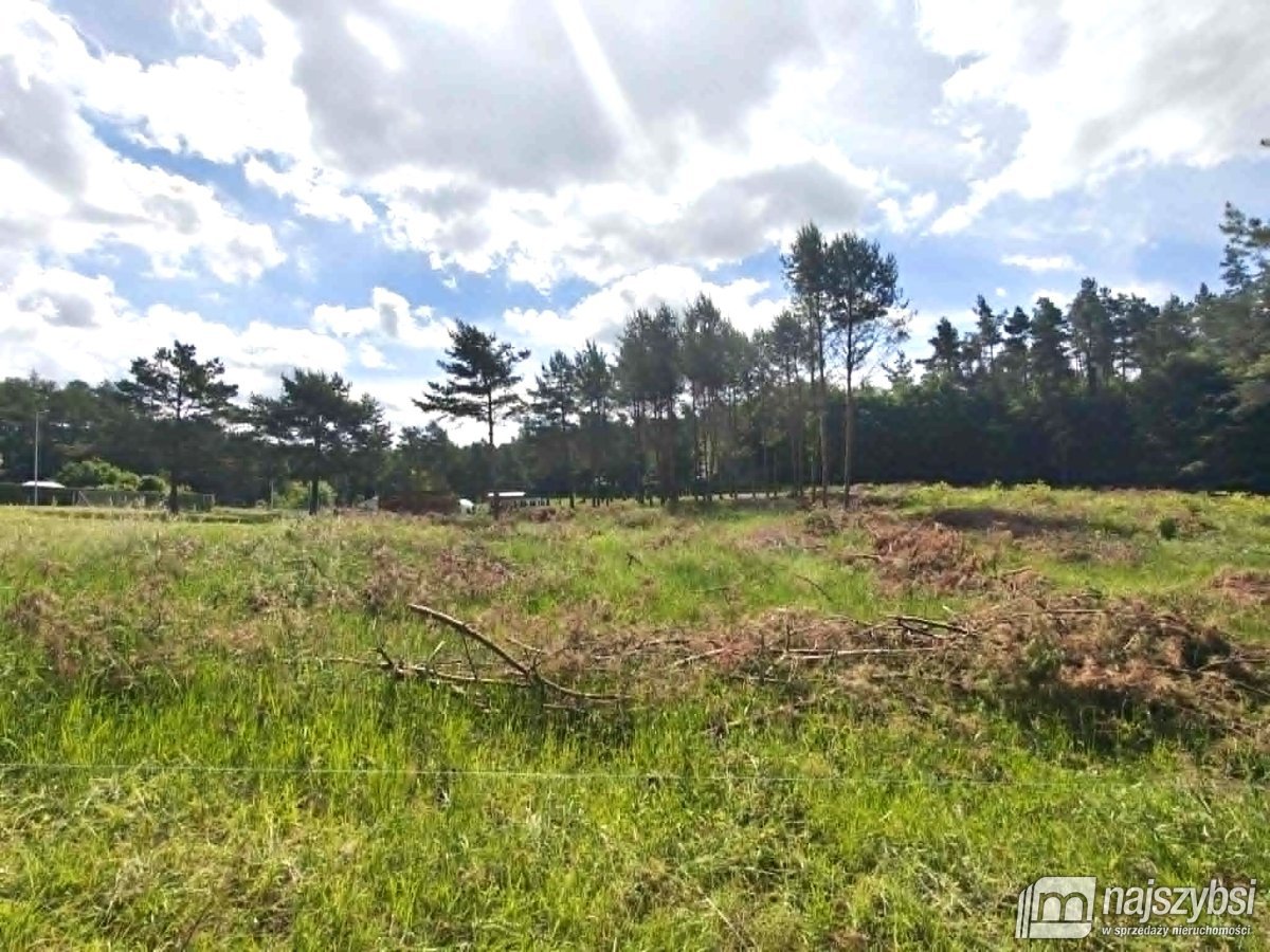 Golczewo - Działka 1351m2 z WZ blisko jeziora (3)