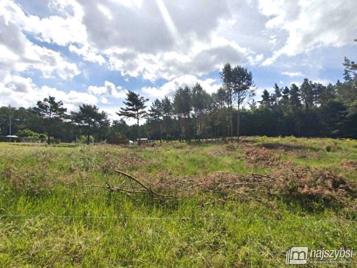 Golczewo - Działka 1351m2 z WZ blisko jeziora (8)