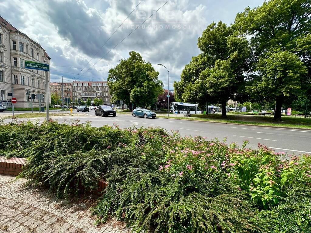 Kawalerka ul. Piłsudskiego przy Placu Grunwaldzkim (13)
