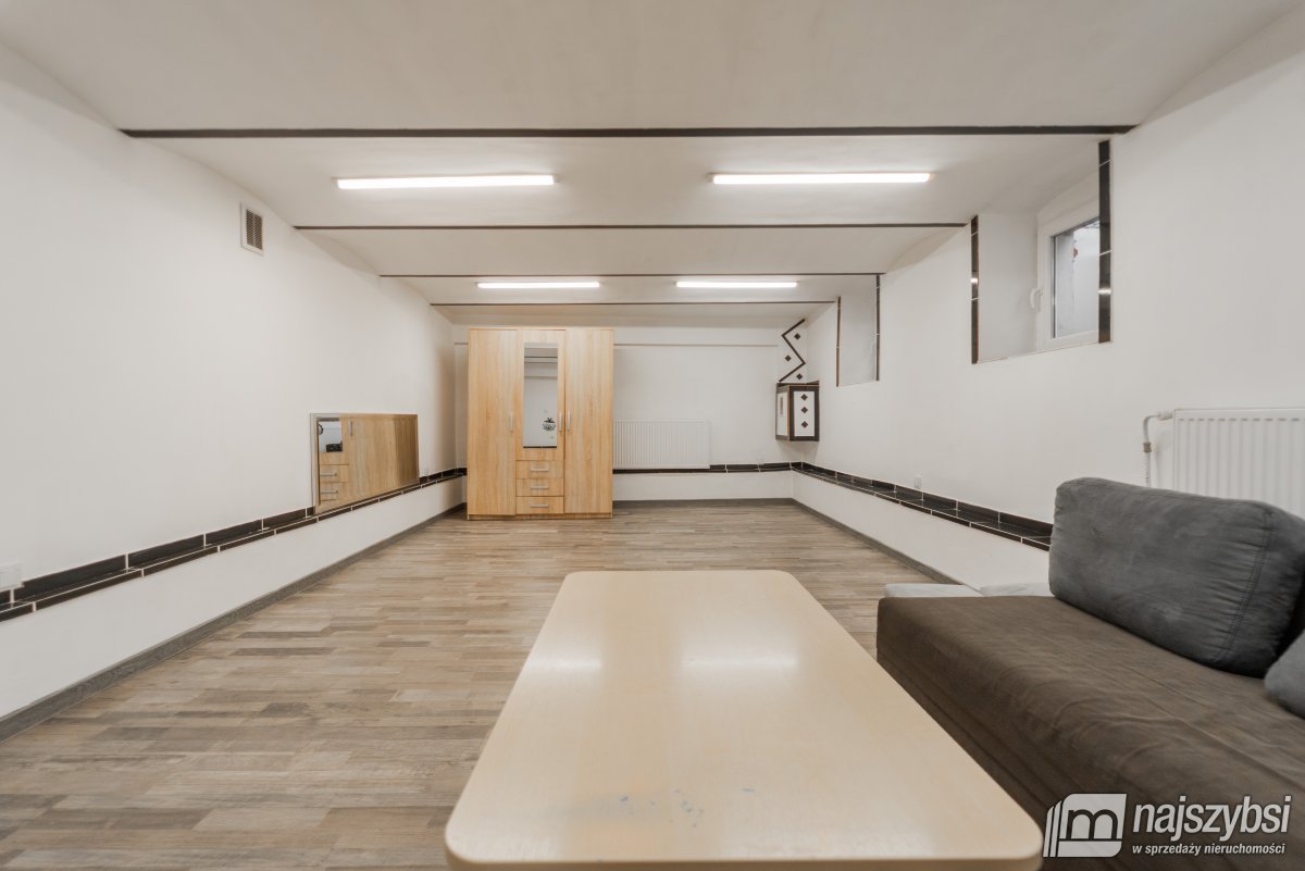 DOLICE - Piękny dom wolnostojący 260m2 + ogródek (17)