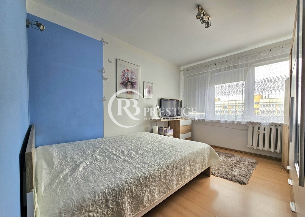 Obniżka ceny! 3 pokoje z balkonem 68 m2 (1)