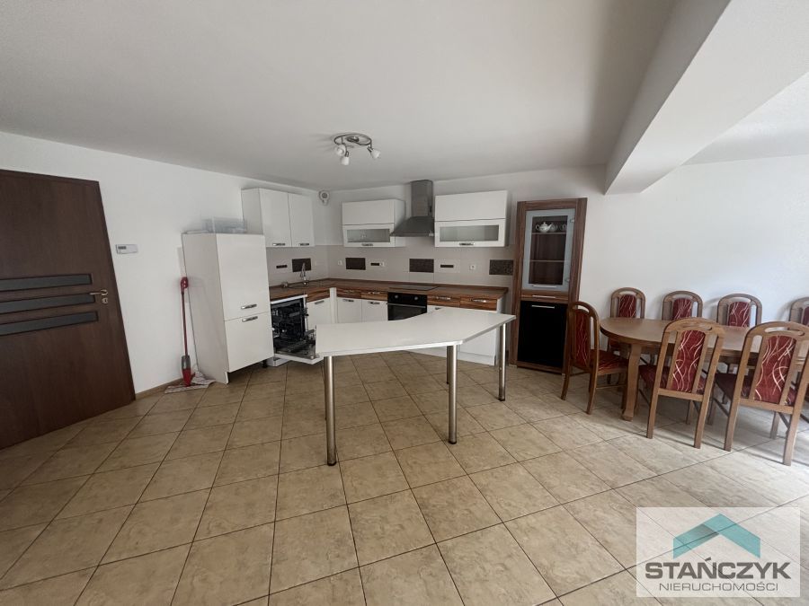 Przestronne  mieszkanie 111 m2 - taras (4)