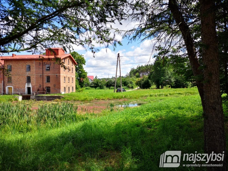 WYJĄTKOWA NIERUCHOOMOŚĆ/MŁYN  30 km OD KOŁOBRZEGU (2)