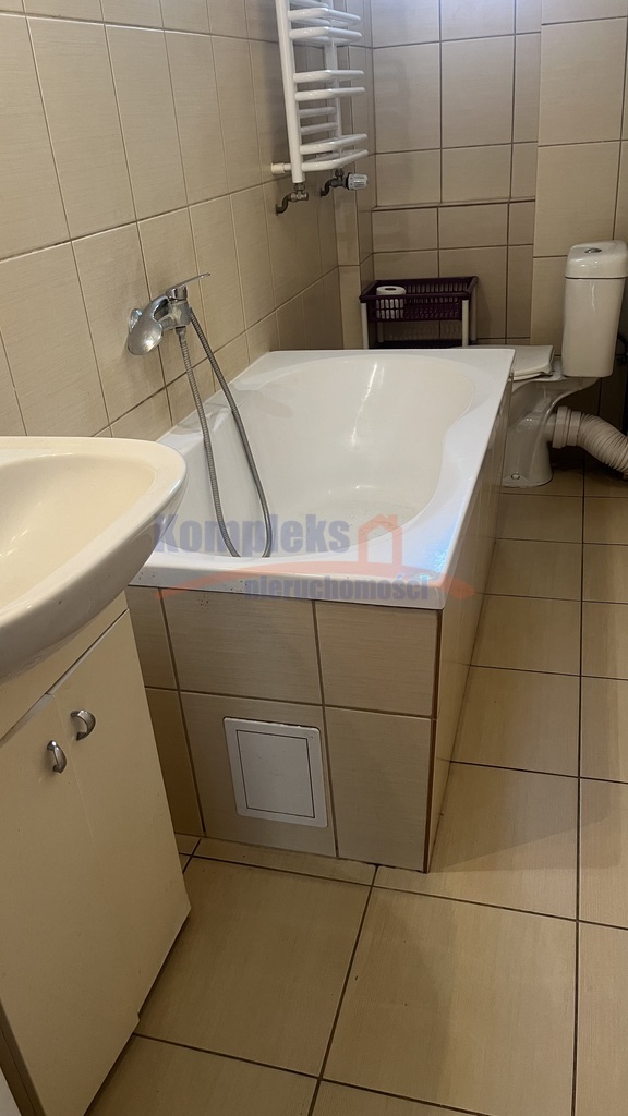 2 pok.rozkładowe , balkon -okolice Jasnych Błoni. (13)