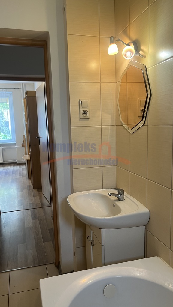 2 pok.rozkładowe , balkon -okolice Jasnych Błoni. (16)