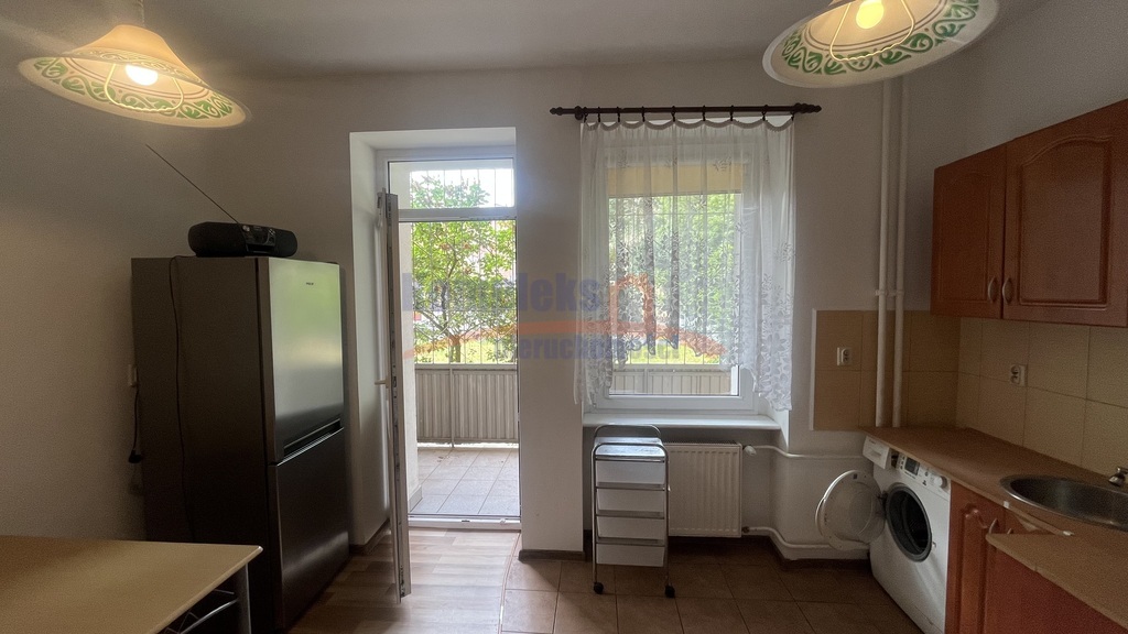 2 pok.rozkładowe , balkon -okolice Jasnych Błoni. (11)