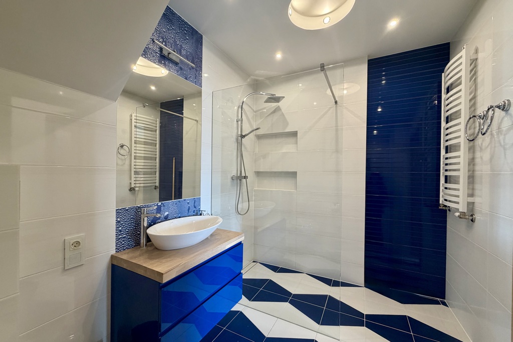 Apartament 2-pokojowy z garażem 50m od plaży (4)