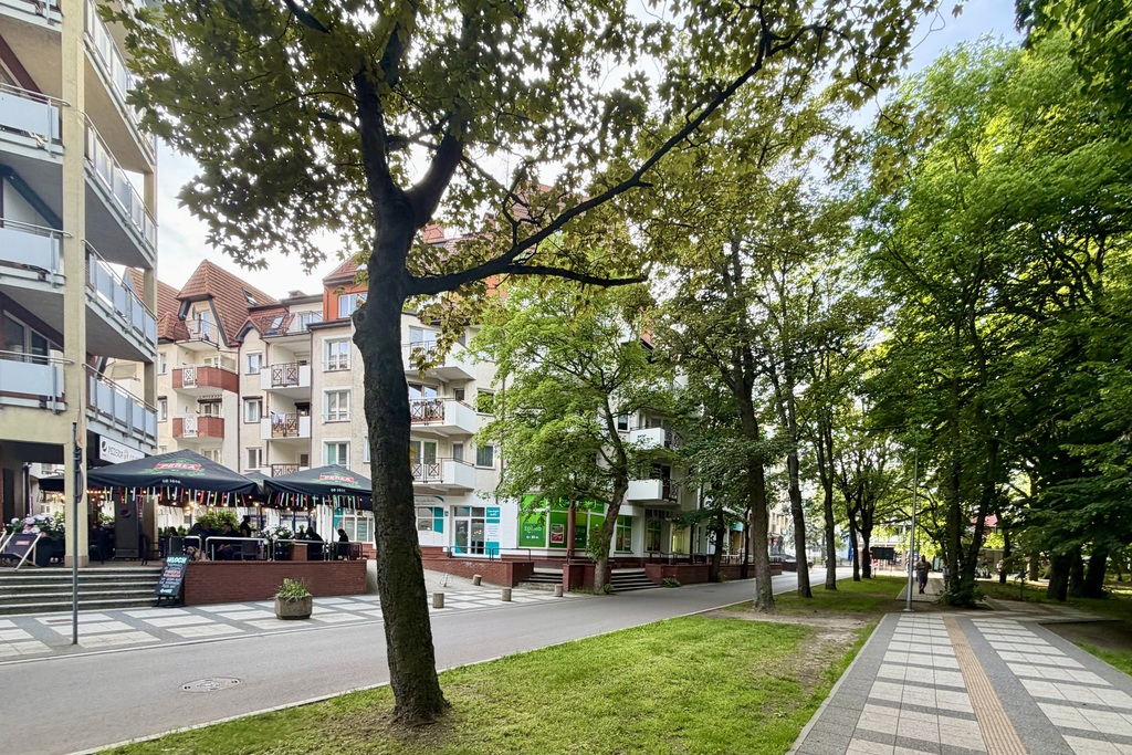 Apartament 2-pokojowy z garażem 50m od plaży (17)