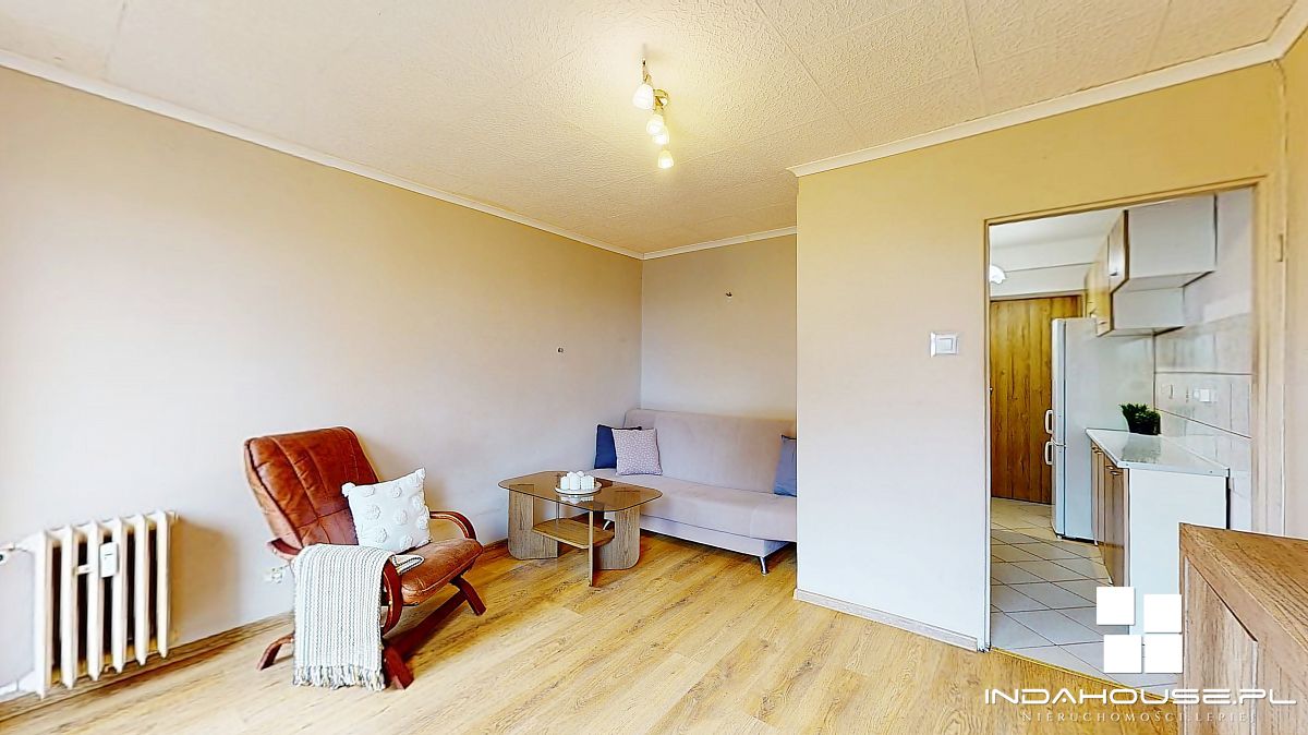 Kawalerka, 5 piętro, balkon (1)