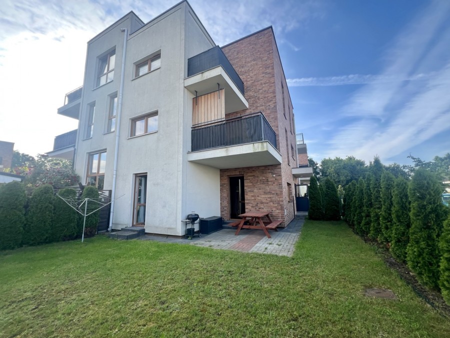 Nowy Apartament z Tarasem i Prywatnym Ogrodem (4)