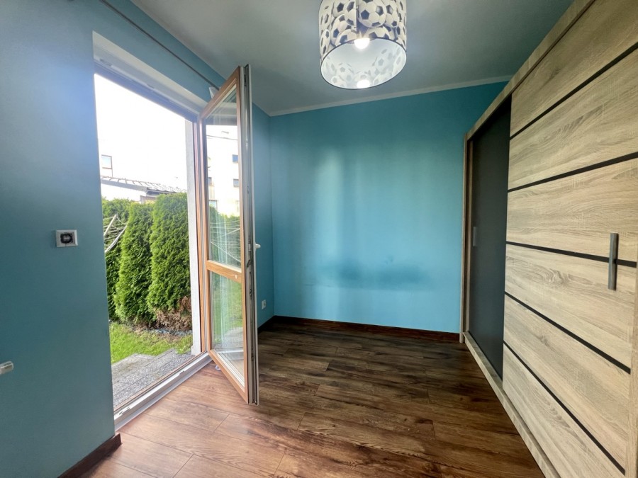 Nowy Apartament z Tarasem i Prywatnym Ogrodem (5)