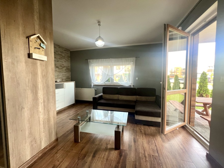 Nowy Apartament z Tarasem i Prywatnym Ogrodem (8)