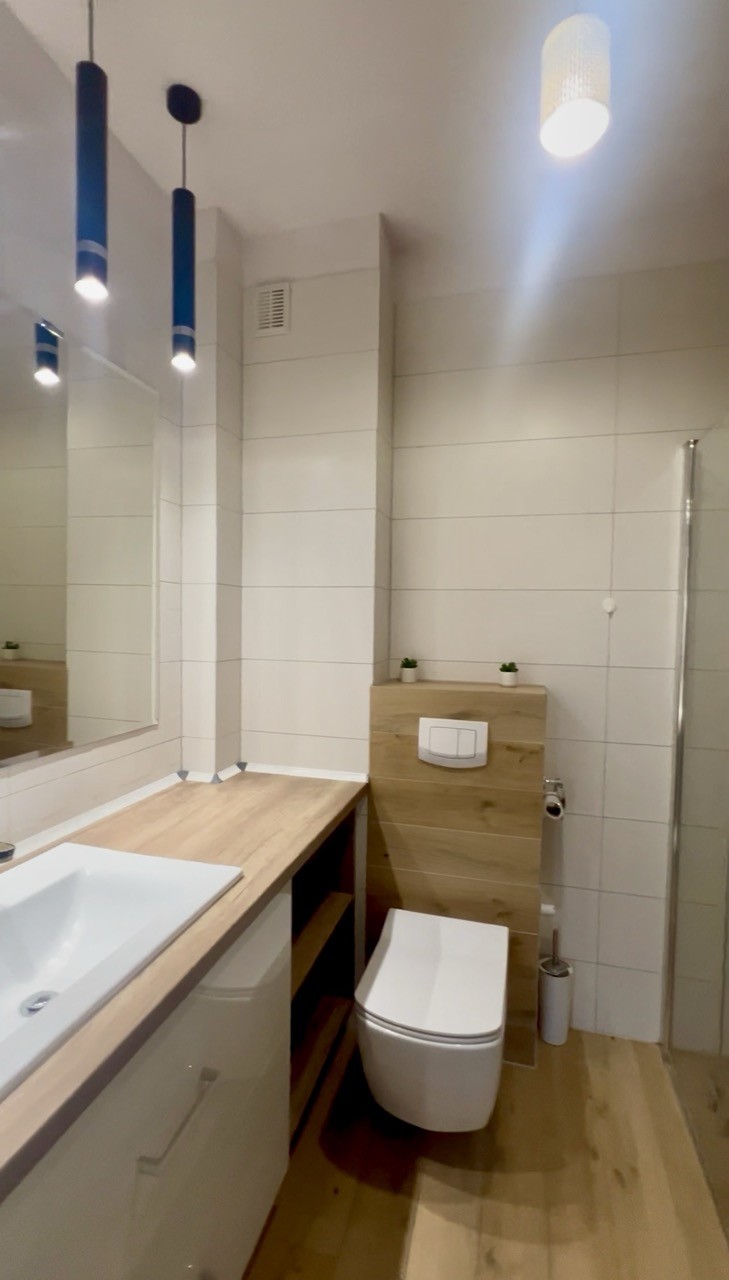 Nowy Apartament z Tarasem i Prywatnym Ogrodem (10)