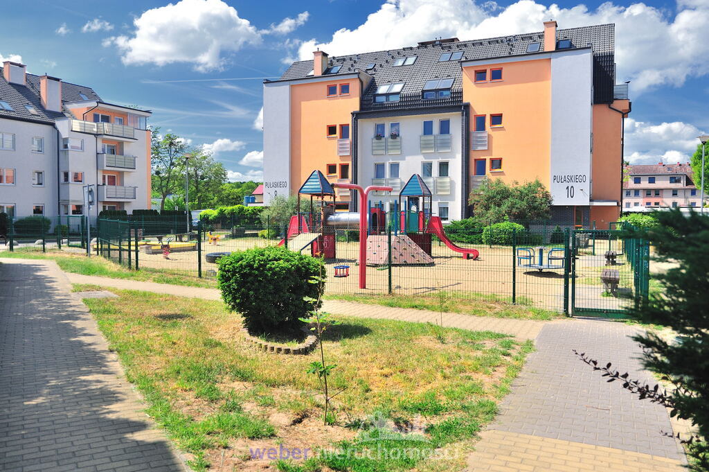 Jasne 2 pokojowe, balkonem i piwnicą | Police (13)