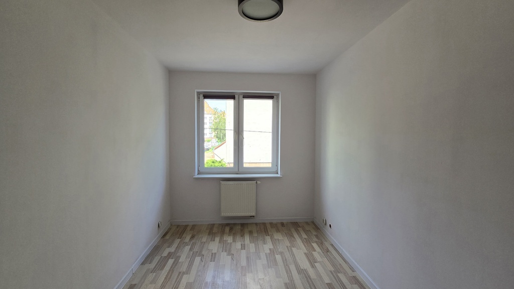 Rozkładowe 3 pokojowe mieszkanie z balkonem (13)
