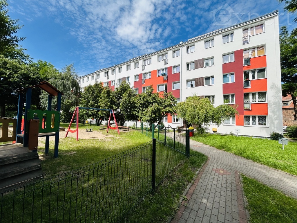 2 pokoje 38 m, Starówka, cisza, zieleń i potencjał (1)