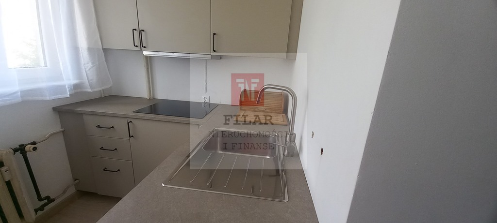 WYNAJMĘ KAWALERKĘ 32 M2 NA OŚ. KALINY (10)