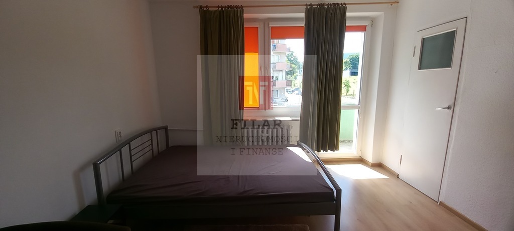 WYNAJMĘ 3 POK. MIESZKANIE W CENTRUM NA 1 PIĘTRZE (12)