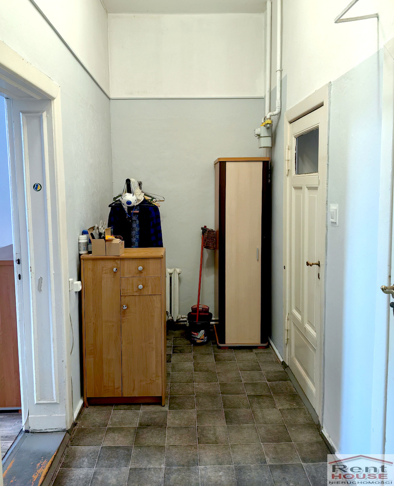 Mieszkanie 3-4 pokoje, balkon, centrum (16)