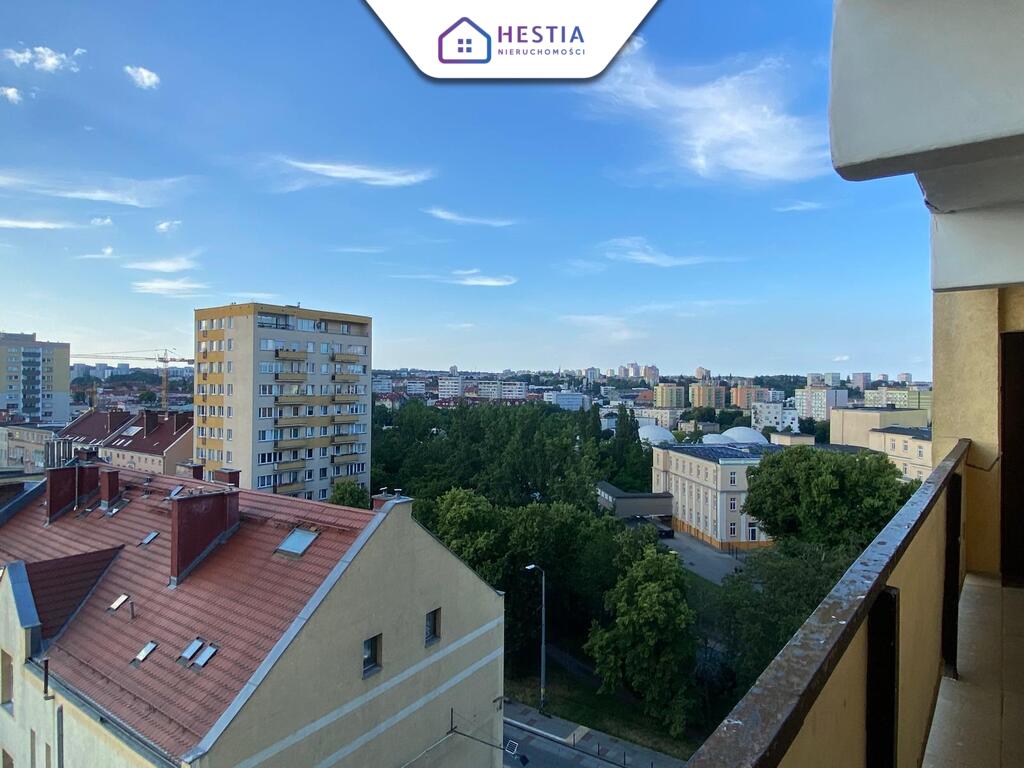 3 pokoje w Śródmieściu | 48,5 m2 | 8. piętro (9)