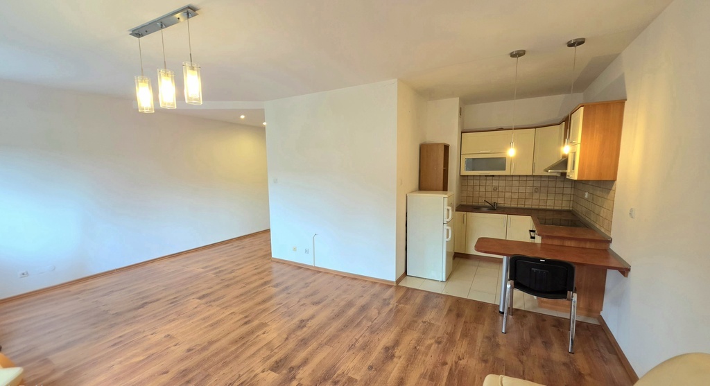 Apartament 3pok. Os. Magnolia 2007 r. I p., winda (12)
