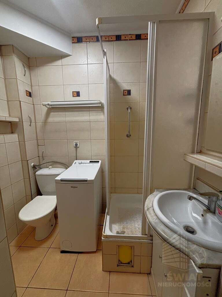 2 pokoje przy Placu Szarych Szeregów (10)
