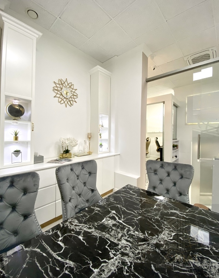 Lokal na sprzedaż - 83 m2 | Parter | Centrum (1)