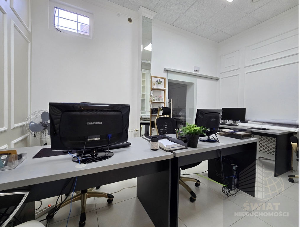 Lokal na sprzedaż - 83 m2 | Parter | Centrum (15)