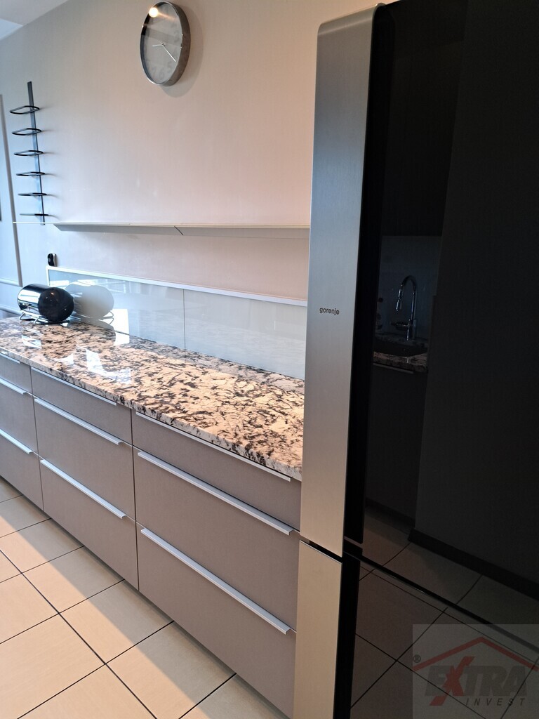 Oaza zieleni -apartament z dużym balkonem! (13)