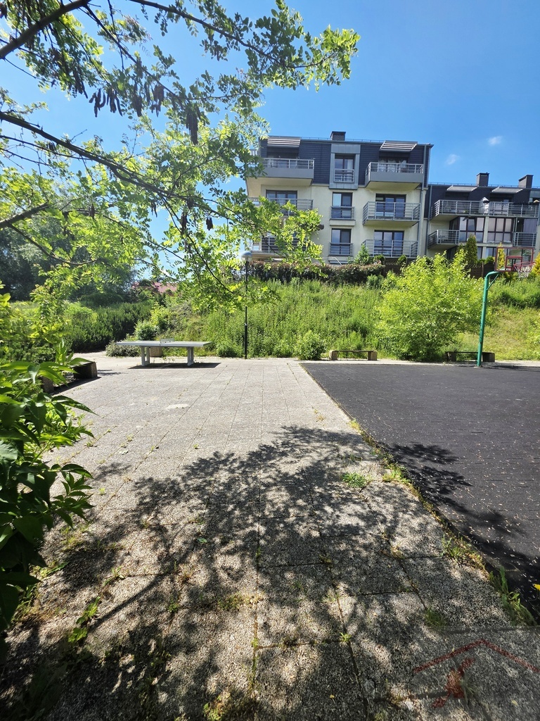 Oaza zieleni -apartament z dużym balkonem! (6)