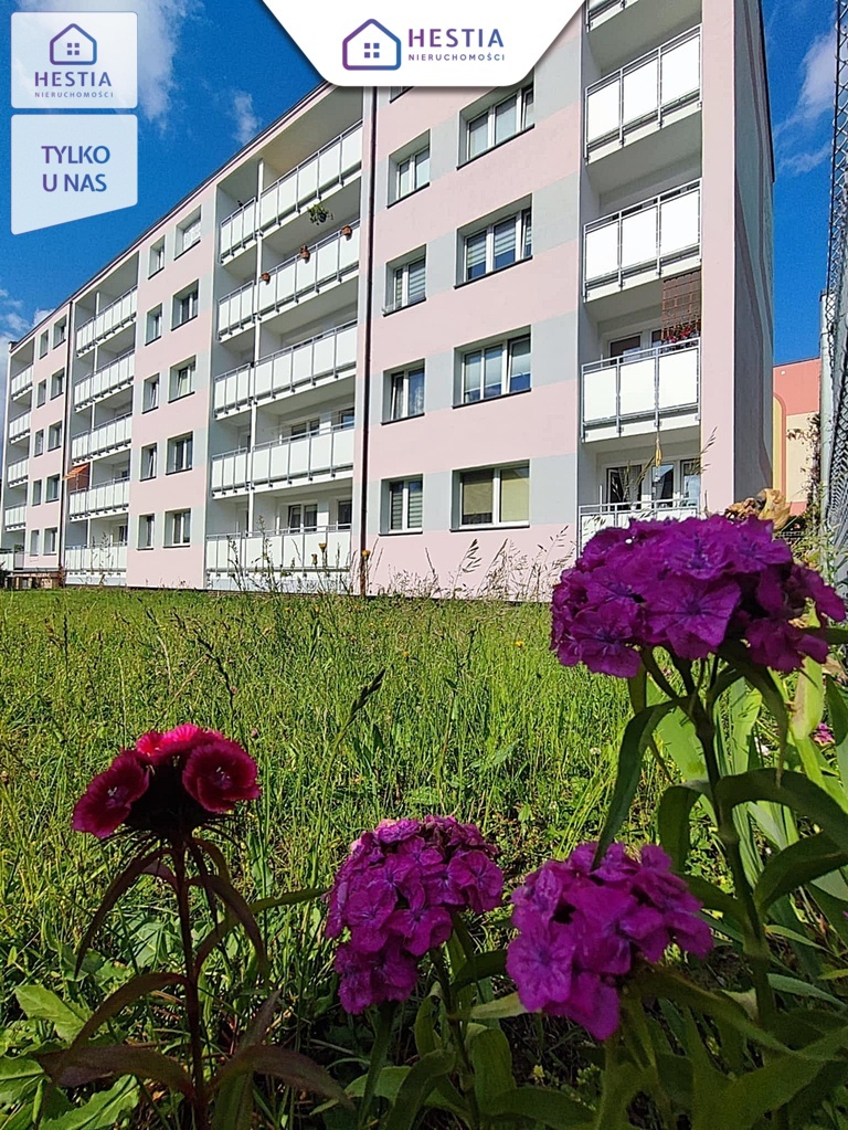 2 pokoje na Hallera, parking za szlabanem (2)