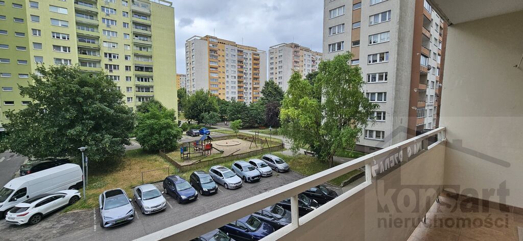 2 pokoje z dużym balkonem ul. Bat. Chłopskich (5)