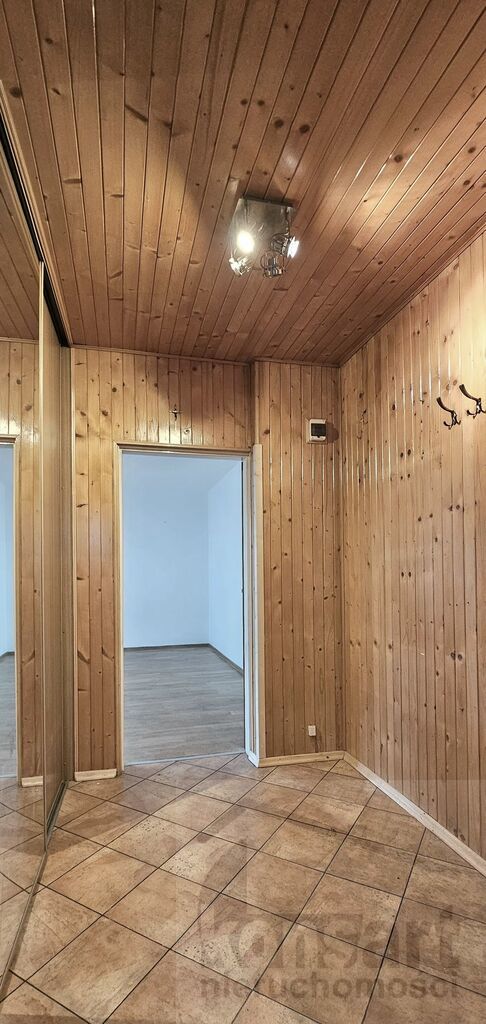 2 pokoje z dużym balkonem ul. Bat. Chłopskich (12)