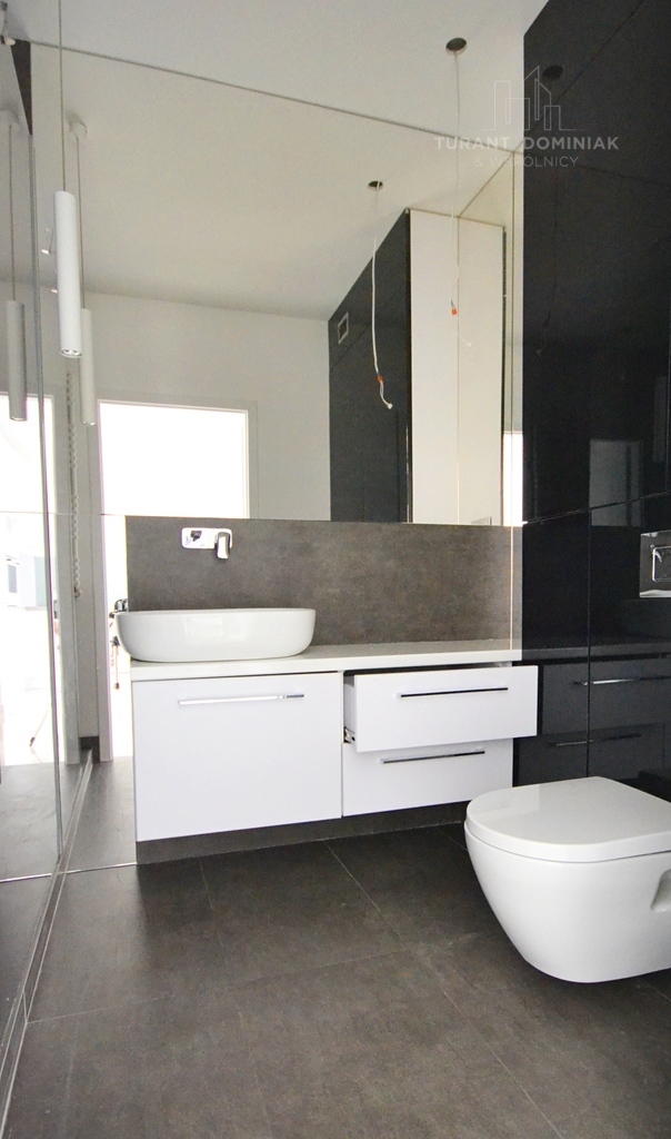 2 pokoje z balkonem - Powstańców Śląskich (10)
